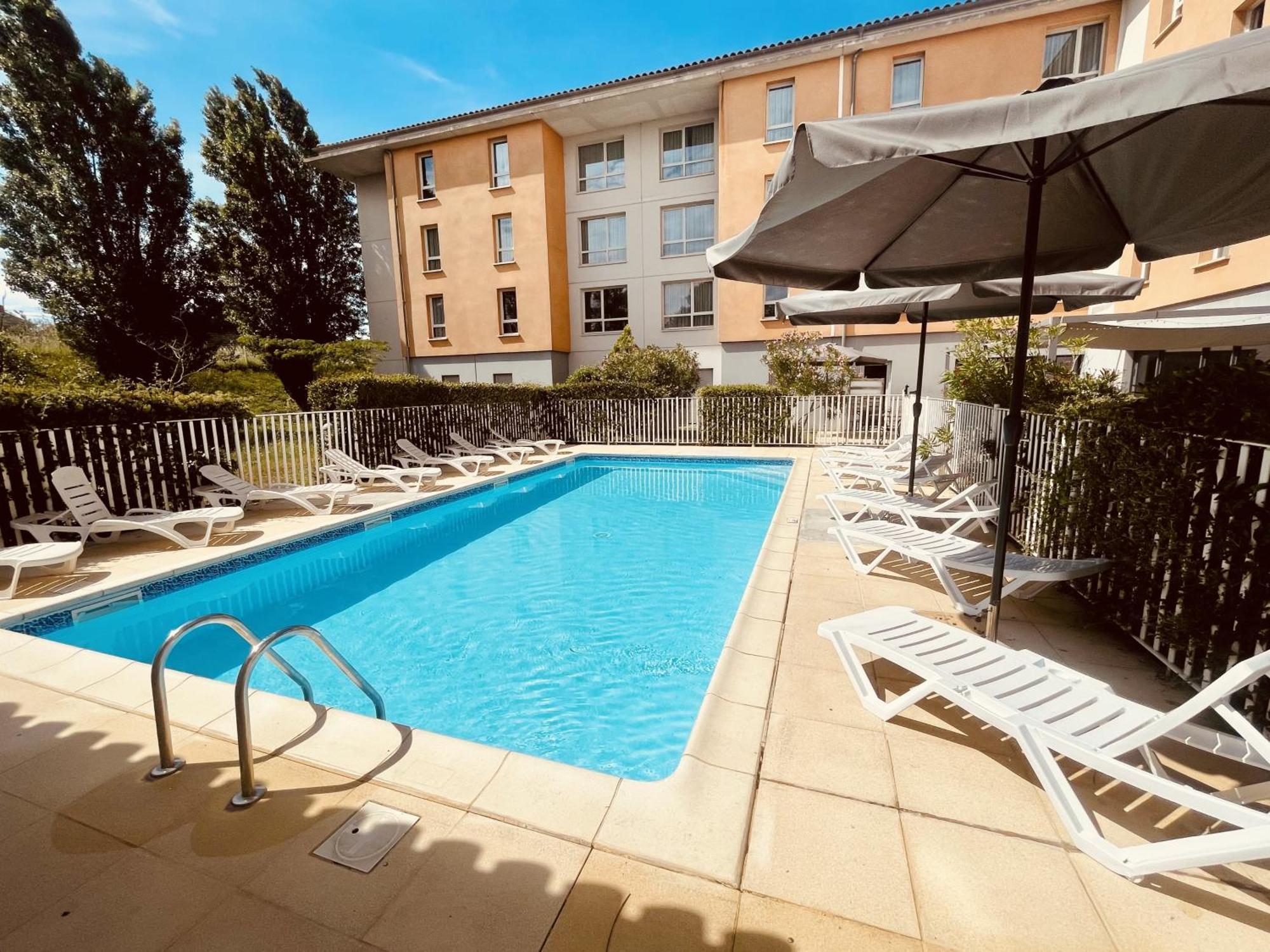 Comfort Aparthotel Carcassonne Exterior foto