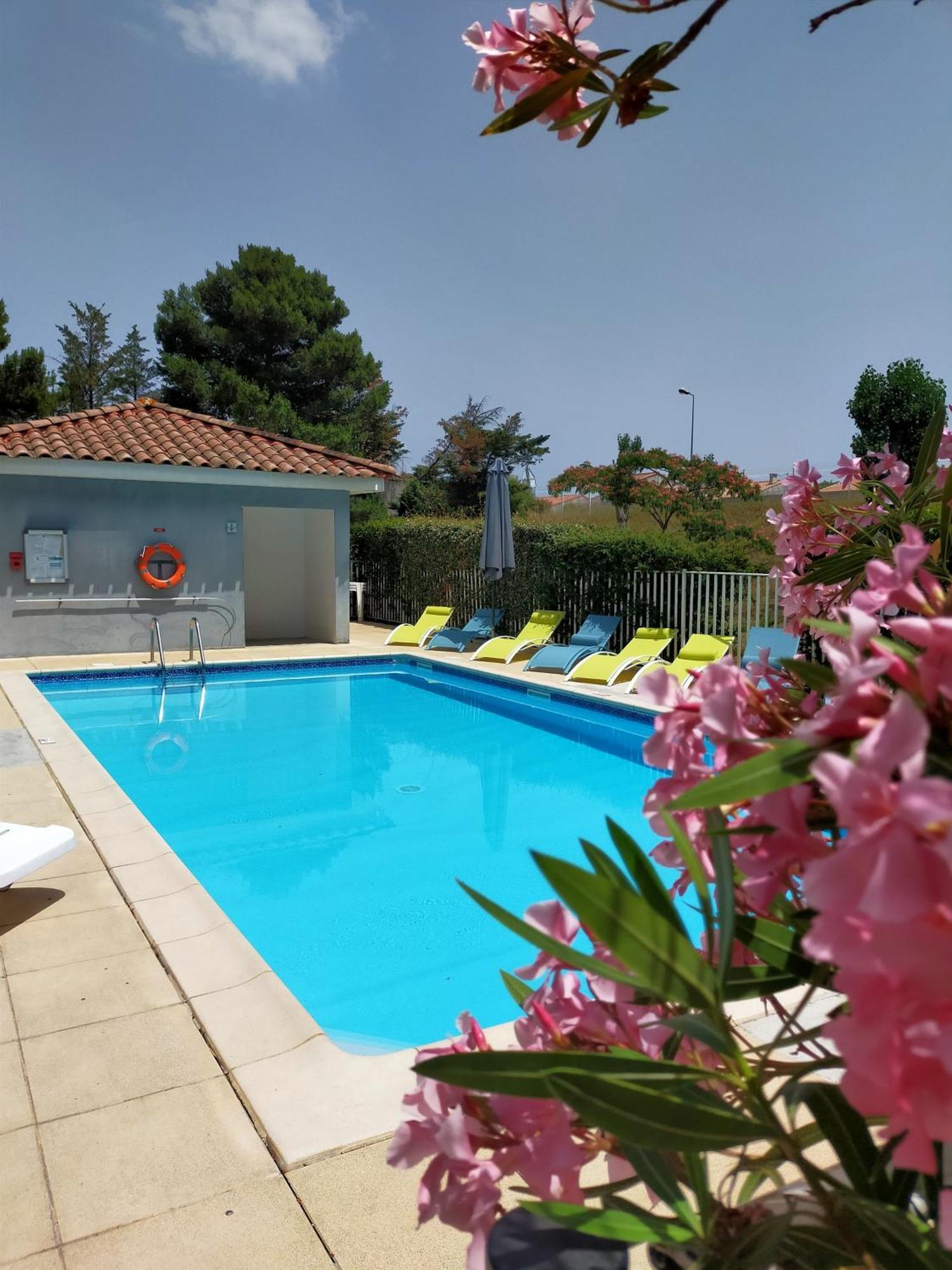 Comfort Aparthotel Carcassonne Exterior foto